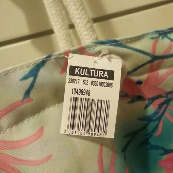 Zipper top beach canvas bag with free bamboo slipper - Picture 7 of 8